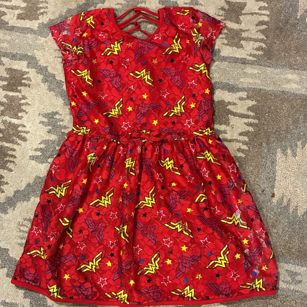 Wonder Woman girl dress costume size 10 / 12